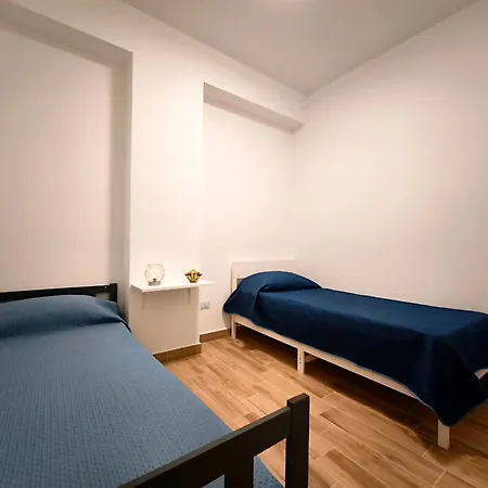 Casa Xenia Партинико